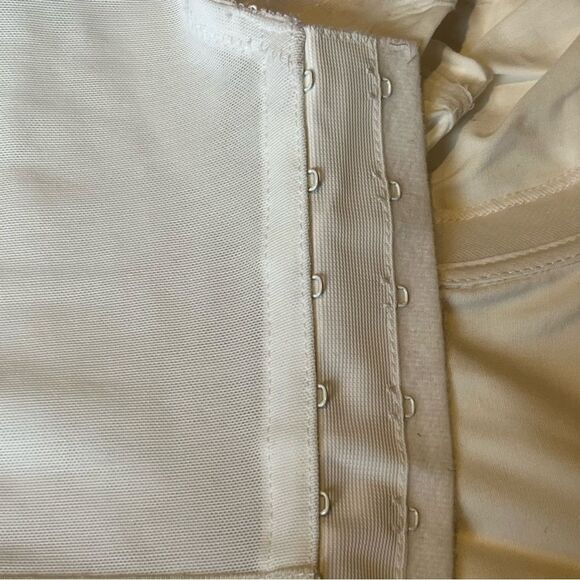 Vintage 1950's Bra Shapewear Cleopatra Goddess White NWOT 42B - Picture 7 of 9